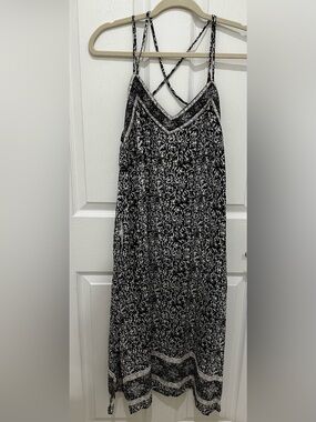 GAP Black and White Printed Midi Dress